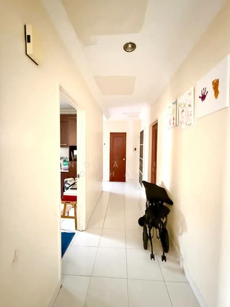 Rumah Teres 2 Tingkat untuk Dijual di Perdana Lakeview East (Cyberjaya) - Noraini Dahan - Corridor - PropertyGuru.com.my