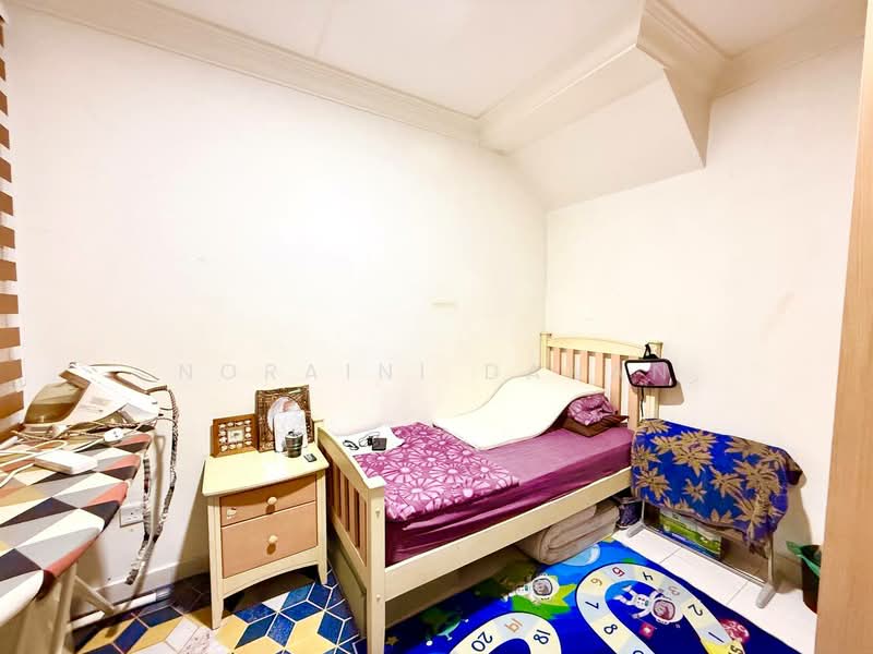 Rumah Teres 2 Tingkat untuk Dijual di Perdana Lakeview East (Cyberjaya) - Noraini Dahan - Bedroom - PropertyGuru.com.my