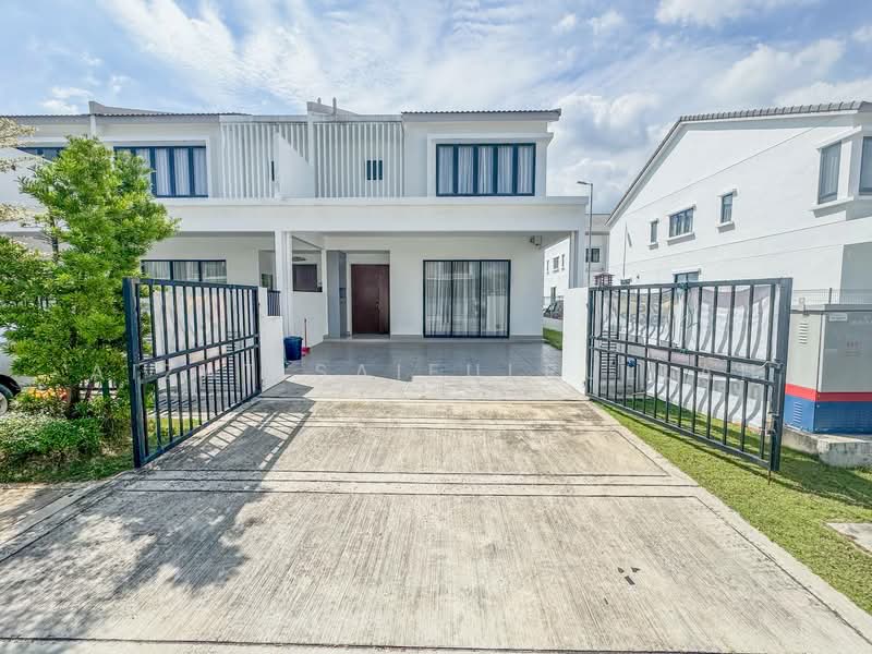 Rumah Teres 2 Tingkat untuk Dijual di Cyberjaya (Selangor) - Aizat Saifulrullah - Exterior - PropertyGuru.com.my