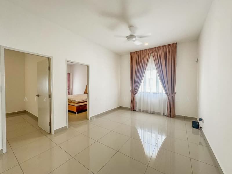 Rumah Teres 2 Tingkat untuk Dijual di Cyberjaya (Selangor) - Aizat Saifulrullah - Living Room - PropertyGuru.com.my