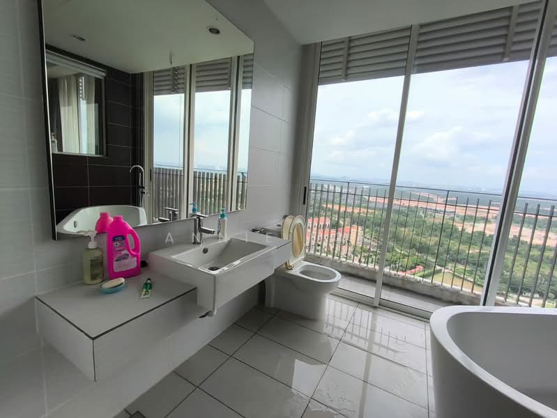 Service Residence for Sale at Encorp Marina - Annie Low - Bathroom - PropertyGuru.com.my