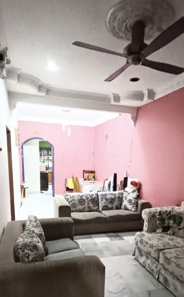 1-storey Terraced House for Sale in Bandar Rinching (Semenyih) - Elvin Chooi - Living Room - PropertyGuru.com.my