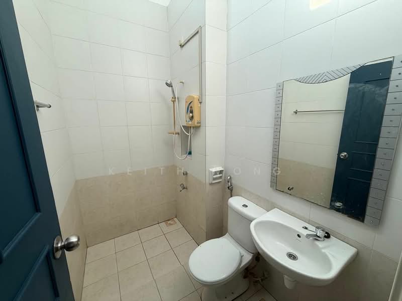 Rumah Kluster untuk Disewa di Austin (Johor Bahru) - Keith Wong - Bathroom - PropertyGuru.com.my