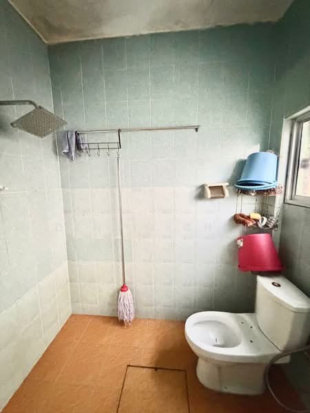 2.5-storey Terraced House for Sale in Taman Cheras Jaya (Cheras) - Dennix Chin - Bathroom - PropertyGuru.com.my
