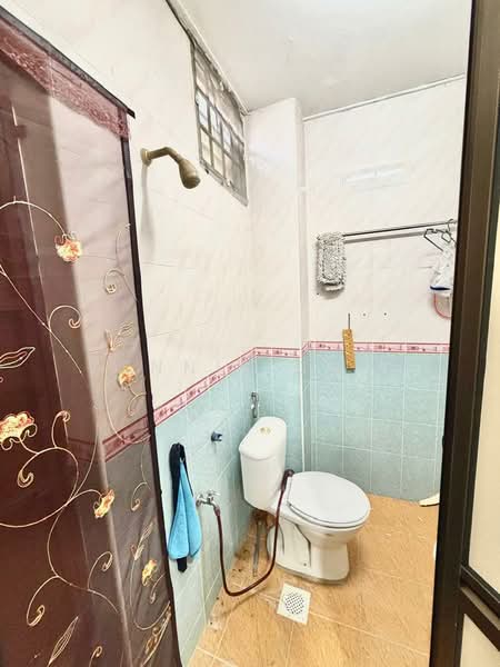2.5-storey Terraced House for Sale in Taman Cheras Jaya (Cheras) - Dennix Chin - Bathroom - PropertyGuru.com.my
