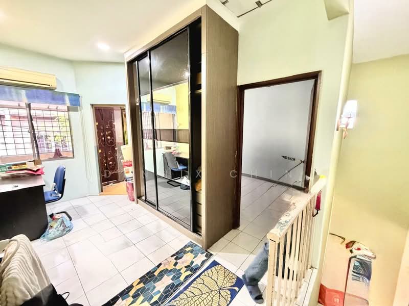 2.5-storey Terraced House for Sale in Taman Cheras Jaya (Cheras) - Dennix Chin - Interior - PropertyGuru.com.my