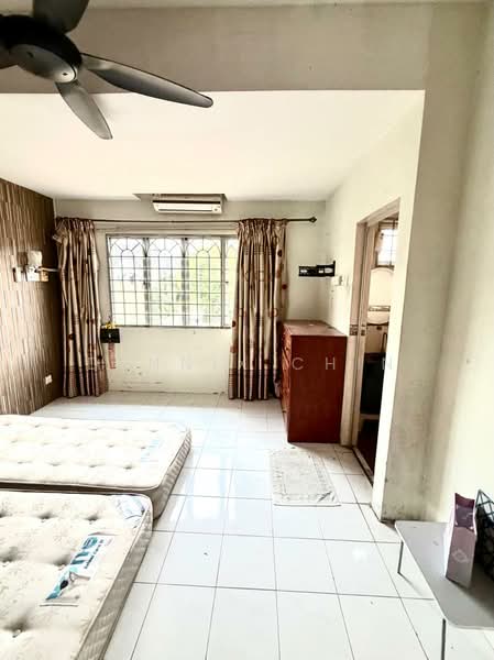 2.5-storey Terraced House for Sale in Taman Cheras Jaya (Cheras) - Dennix Chin - Bedroom - PropertyGuru.com.my