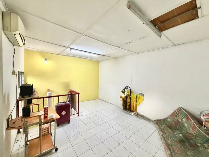 2.5-storey Terraced House for Sale in Taman Cheras Jaya (Cheras) - Dennix Chin - Interior - PropertyGuru.com.my