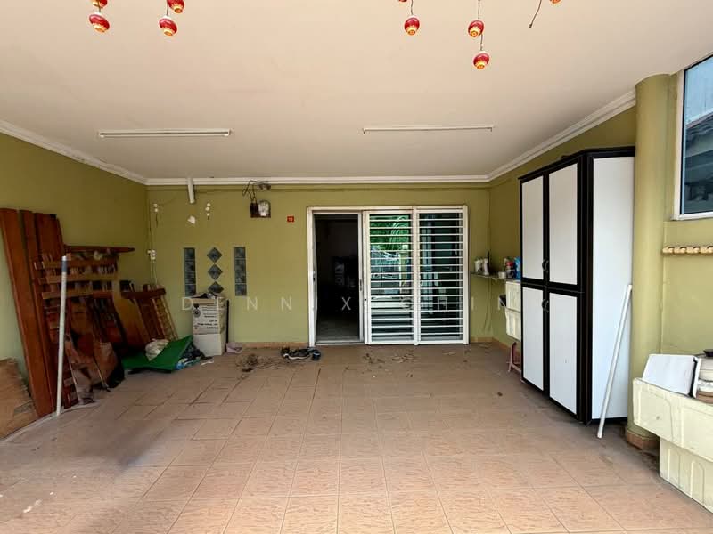 2.5-storey Terraced House for Sale in Taman Cheras Jaya (Cheras) - Dennix Chin - Entrance - PropertyGuru.com.my
