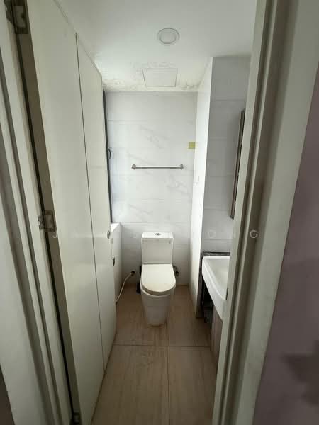 Service Residence for Rent at Country Garden Central Park - James Foong - Bathroom - PropertyGuru.com.my