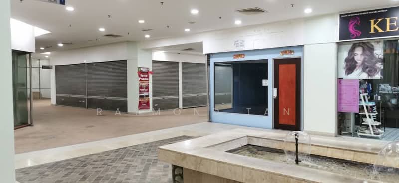 Office for Rent in Petaling Jaya (Selangor) - Raymond Tan - Corridor - PropertyGuru.com.my