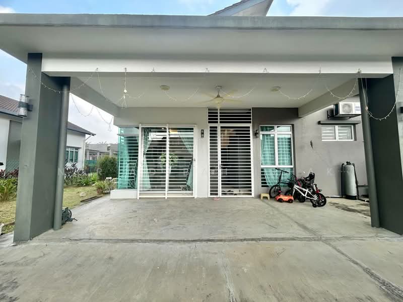 Rumah Berkembar untuk Dijual di Kampung Batu 9 Kebun Baru (Telok Panglima Garang) - Nur Adibah Ishak - PropertyGuru.com.my