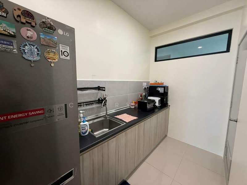 Servis Apartment untuk Dijual di Gem Suites - Cherry Lee - PropertyGuru.com.my