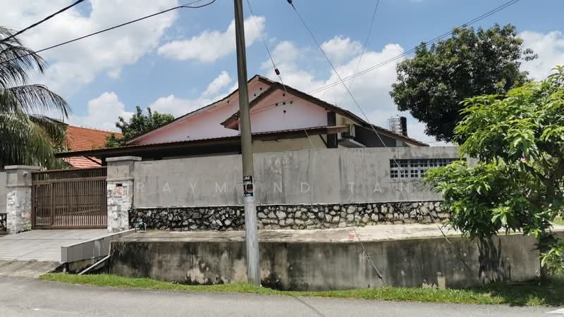 Zero-Lot Bungalow for Sale in Seksyen 3 (Petaling Jaya) - Raymond Tan - Exterior - PropertyGuru.com.my