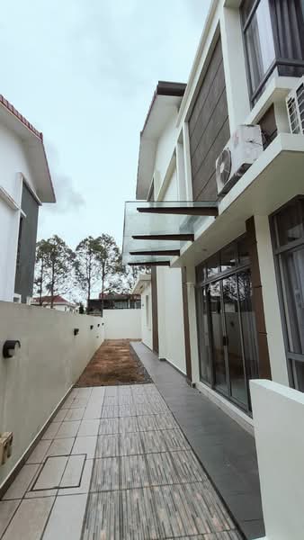 Semi-Detached House for Sale in Taman Impian Emas (Skudai) - Jason Tan - Exterior - PropertyGuru.com.my