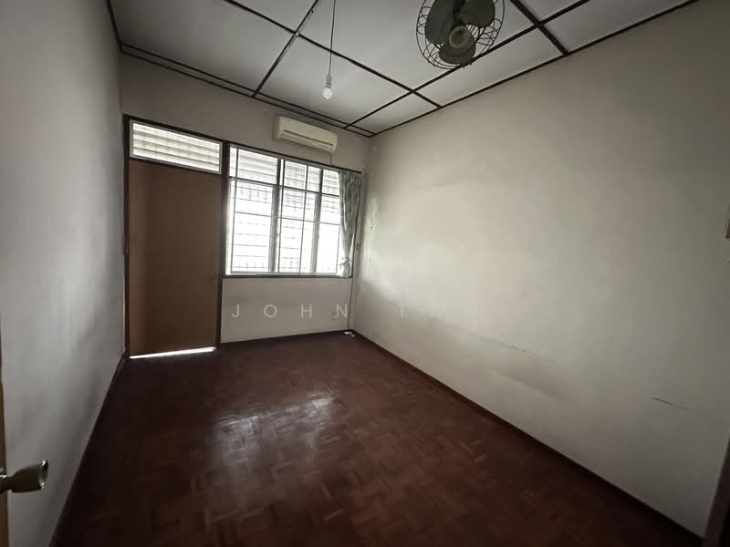 2-storey Terraced House for Sale in Taman Overseas Union (Taman Oug) (Jalan Klang Lama (Old Klang Road)) - John Tan - Interior - PropertyGuru.com.my