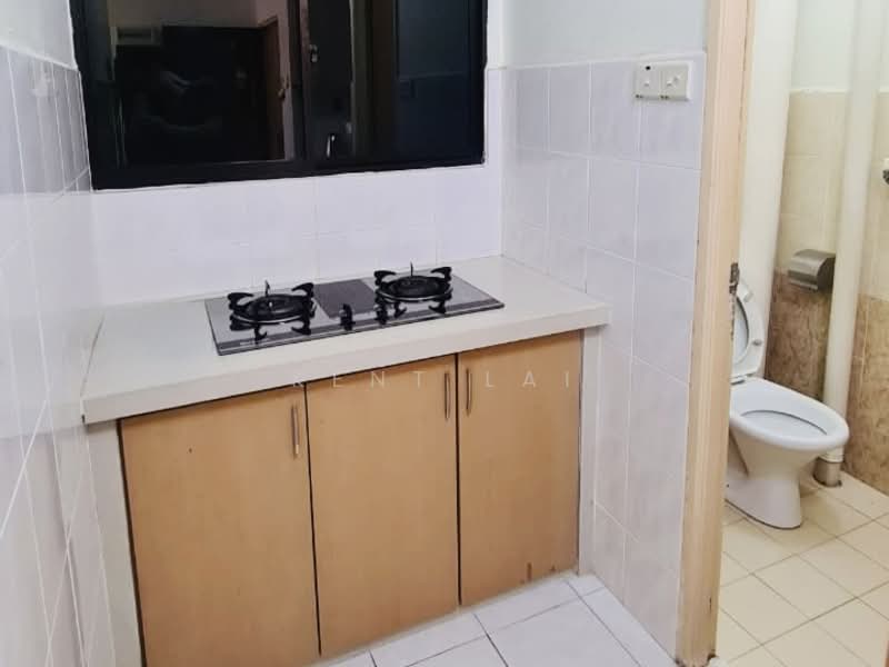Pangsapuri untuk Dijual di Relau Vista Apartment - Kent Lai - Kitchen - PropertyGuru.com.my