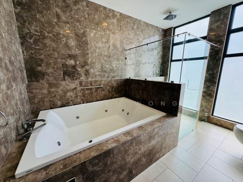 Bungalow House untuk Disewa di East Ledang (Iskandar Puteri (Nusajaya)) - Samuel Wong - Bathroom - PropertyGuru.com.my