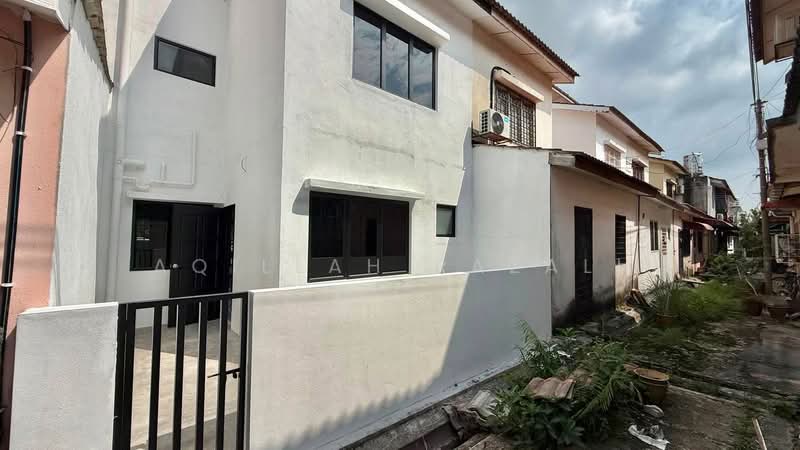 Rumah Teres 2 Tingkat untuk Dijual di Seksyen 2, Taman Kinrara (Puchong) - Aqillah Razali - PropertyGuru.com.my