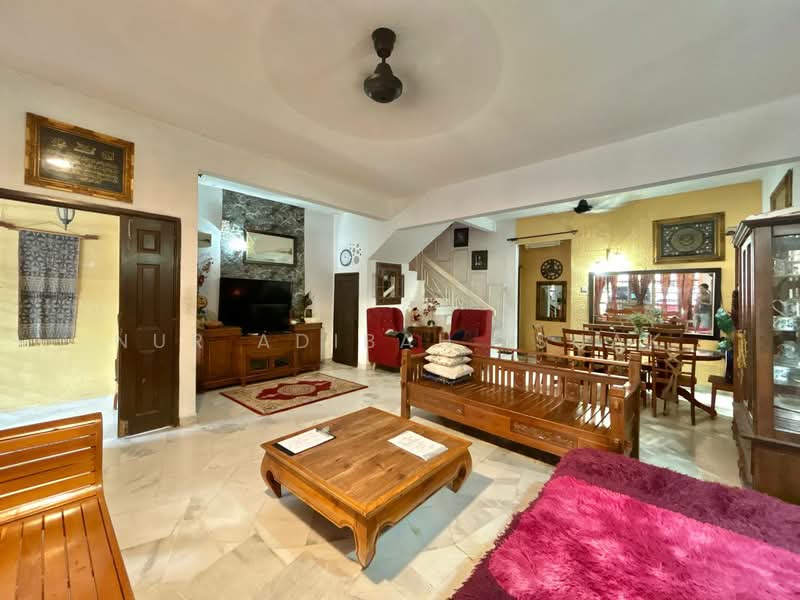 Terraced House for Sale in Semenyih (Selangor) - Nur Adibah Ishak - PropertyGuru.com.my