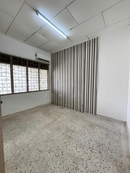 2-storey Terraced House for Rent in Taman Abad (Johor Bahru) - Jia Xi - PropertyGuru.com.my