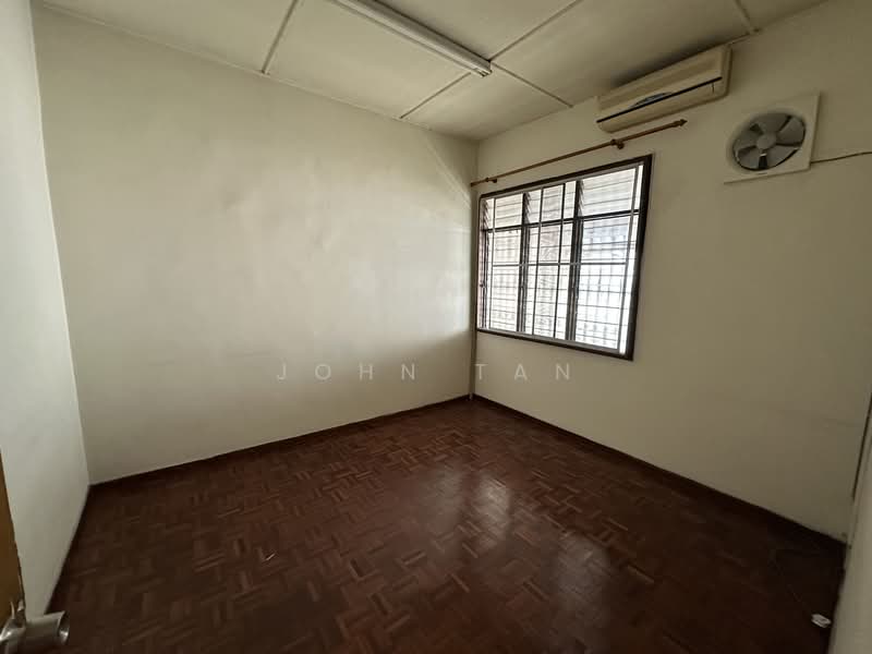 2-storey Terraced House for Sale in Taman Overseas Union (Taman Oug) (Jalan Klang Lama (Old Klang Road)) - John Tan - Interior - PropertyGuru.com.my
