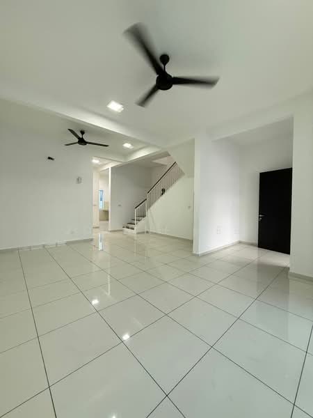 2-storey Terraced House for Sale in Kajang 2 (Kajang) - JOANNE LEE - Living Room - PropertyGuru.com.my
