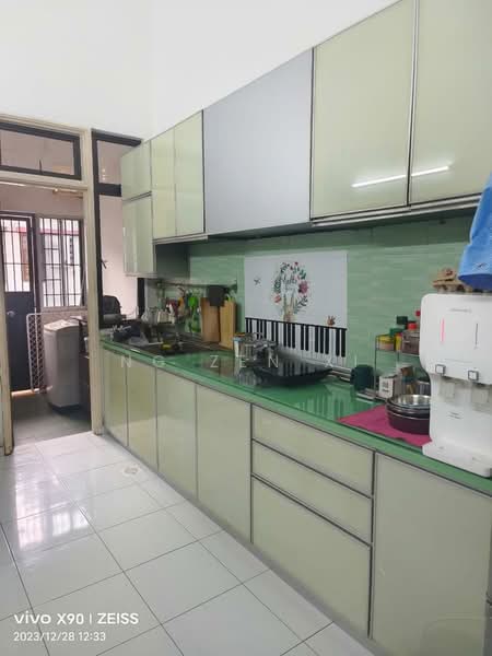 1.5-storey Terraced House for Rent in Bukit Indah (Iskandar Puteri (Nusajaya)) - NG ZEN XI - Kitchen - PropertyGuru.com.my