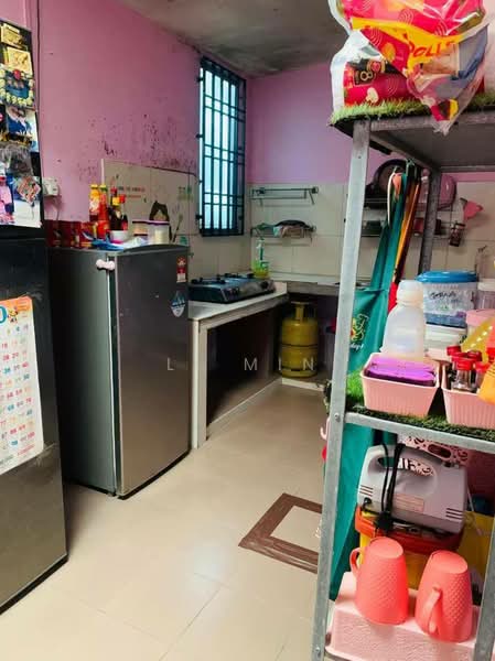 Rumah Teres untuk Dijual di Taman Universiti (Sri Gading) - Li Min - Kitchen - PropertyGuru.com.my
