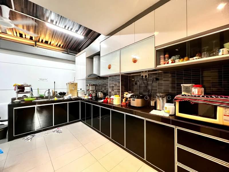 Semi-Detached House for Sale in Taman Impian Emas (Skudai) - Shereen Wong - Kitchen - PropertyGuru.com.my