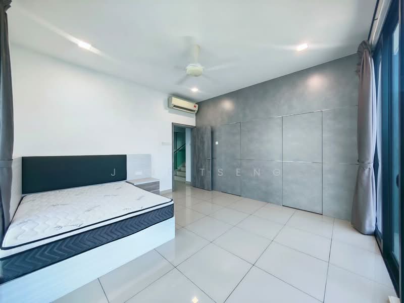 Rumah Kluster untuk Dijual di Skudai (Johor) - June Tseng - PropertyGuru.com.my