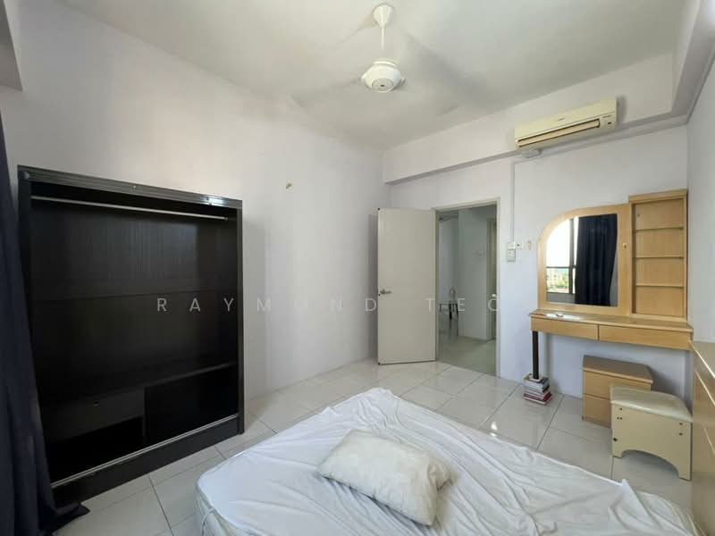 Servis Apartment untuk Disewa di Birch Plaza - Raymond Teoh - Bedroom - PropertyGuru.com.my
