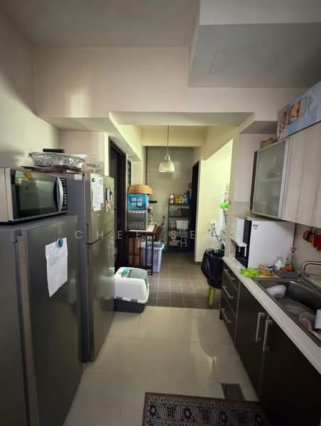 Kondominium untuk Disewa di Riana Green East - Chee Seng - Kitchen - PropertyGuru.com.my