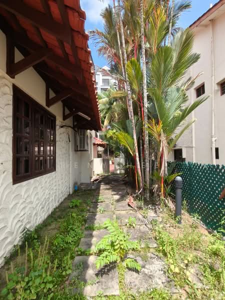 Rumah Banglo untuk Disewa di Taman Nong Chik (Johor Bahru) - Reny Hee - Exterior - PropertyGuru.com.my
