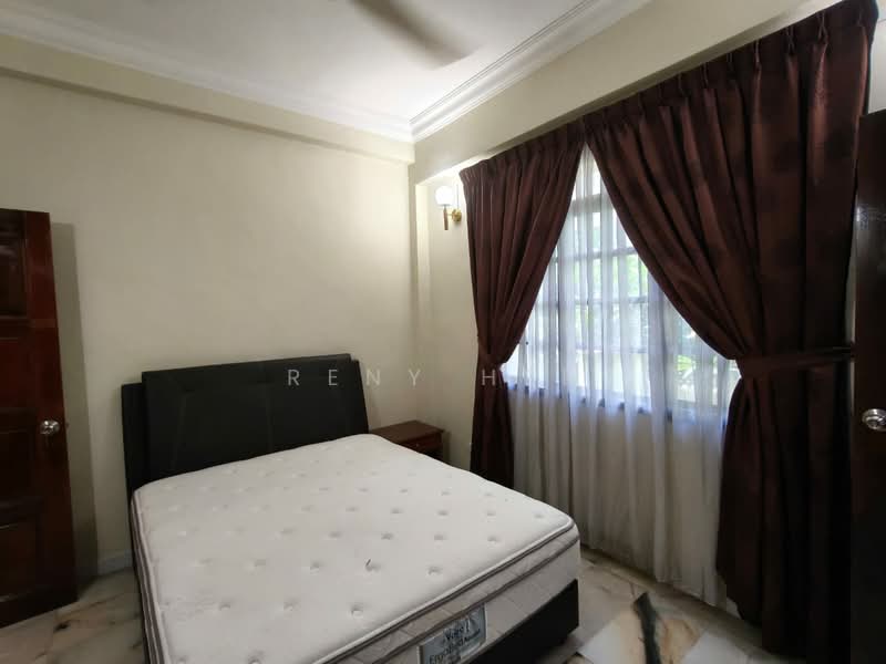 Rumah Banglo untuk Disewa di Taman Nong Chik (Johor Bahru) - Reny Hee - PropertyGuru.com.my