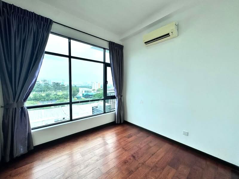 Servis Apartment untuk Dijual di Molek Regency - Leen Lai - View - PropertyGuru.com.my