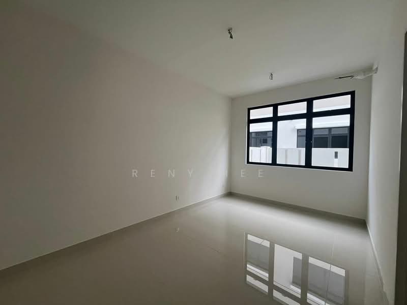Semi-Detached House for Sale in Taman Sutera Utama (Skudai) - Reny Hee - Interior - PropertyGuru.com.my