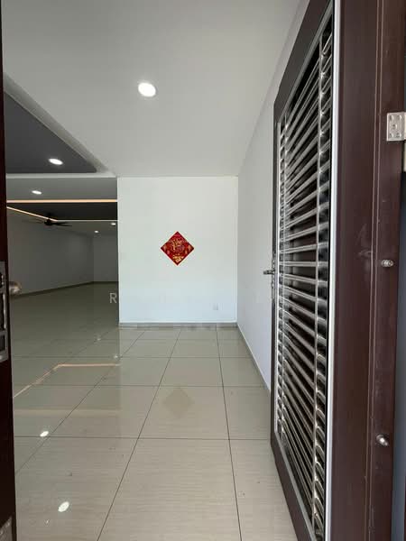 2-storey Terraced House for Sale in Taman Puteri Wangsa (Ulu Tiram) - Reny Hee - Entrance - PropertyGuru.com.my