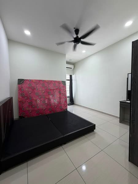 2-storey Terraced House for Sale in Taman Puteri Wangsa (Ulu Tiram) - Reny Hee - Bedroom - PropertyGuru.com.my