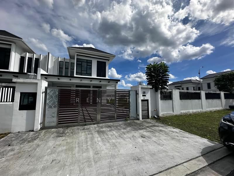 Rumah Berkembar untuk Disewa di Setia Tropika (Johor Bahru) - Reny Hee - Exterior - PropertyGuru.com.my