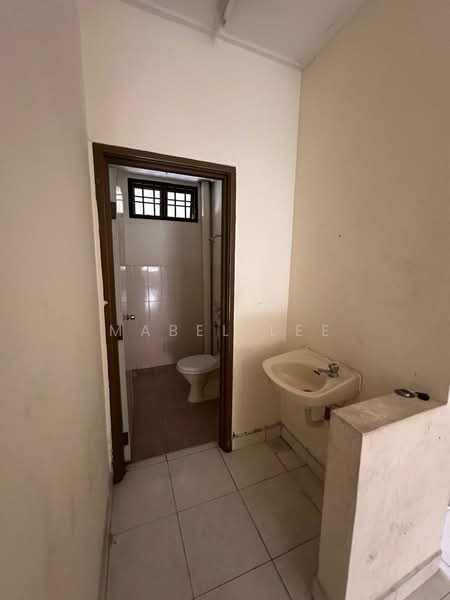 Rumah Teres 1.5 Tingkat untuk Dijual di Johor Bahru (Johor) - Mabel Lee - Bathroom - PropertyGuru.com.my