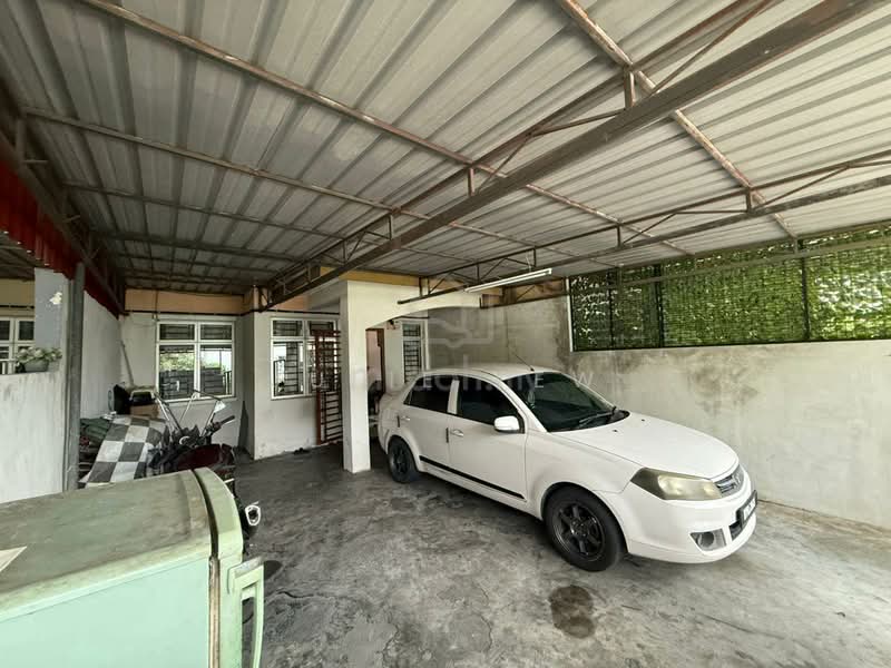 Rumah Teres 2 Tingkat untuk Dijual di Taman Nusantara (Iskandar Puteri (Nusajaya)) - Julie Yew - Car Park - PropertyGuru.com.my