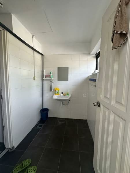 Kedai / Pejabat untuk Disewa di TTDI Hills (Kuala Lumpur) - Vivianie Chee - Bathroom - PropertyGuru.com.my