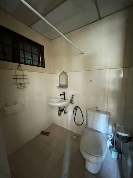 Kondominium untuk Dijual di Palm Spring @ Damansara - Chloe Shum - Bathroom - PropertyGuru.com.my