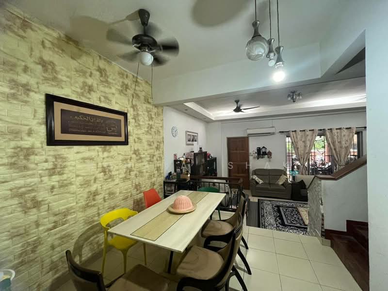 2-storey Terraced House for Sale in Alam Budiman (Shah Alam) - Rohana Ishak - PropertyGuru.com.my