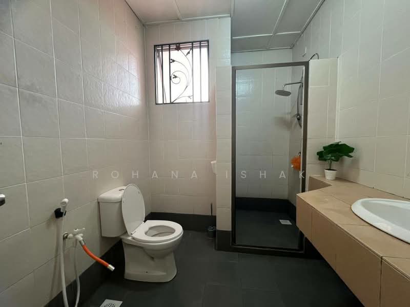 2-storey Terraced House for Sale in Alam Budiman (Shah Alam) - Rohana Ishak - PropertyGuru.com.my