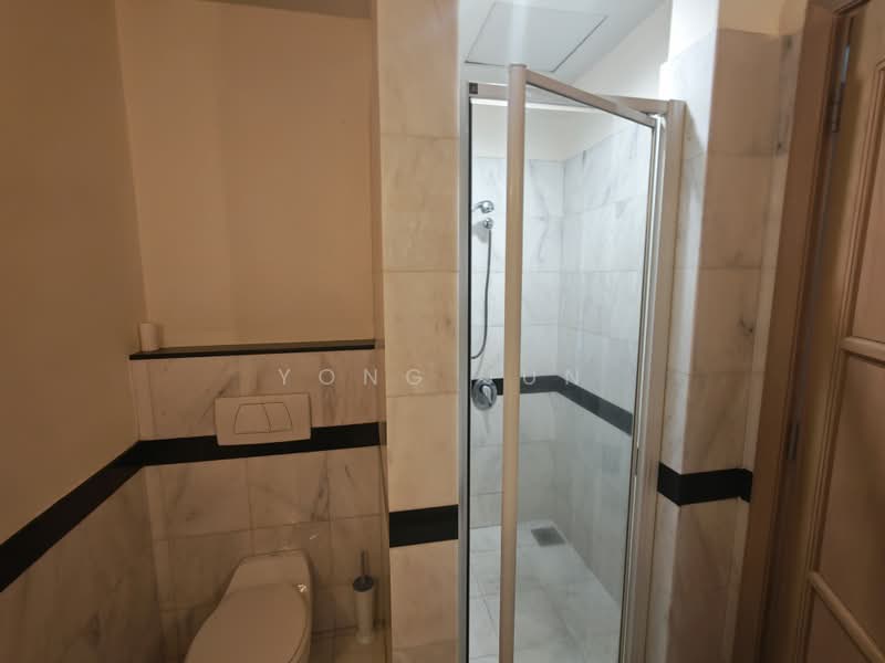 Service Residence for Sale at 3 Kia Peng - Yong Jun - Bathroom - PropertyGuru.com.my