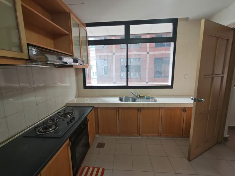 Service Residence for Sale at 3 Kia Peng - Yong Jun - Kitchen - PropertyGuru.com.my