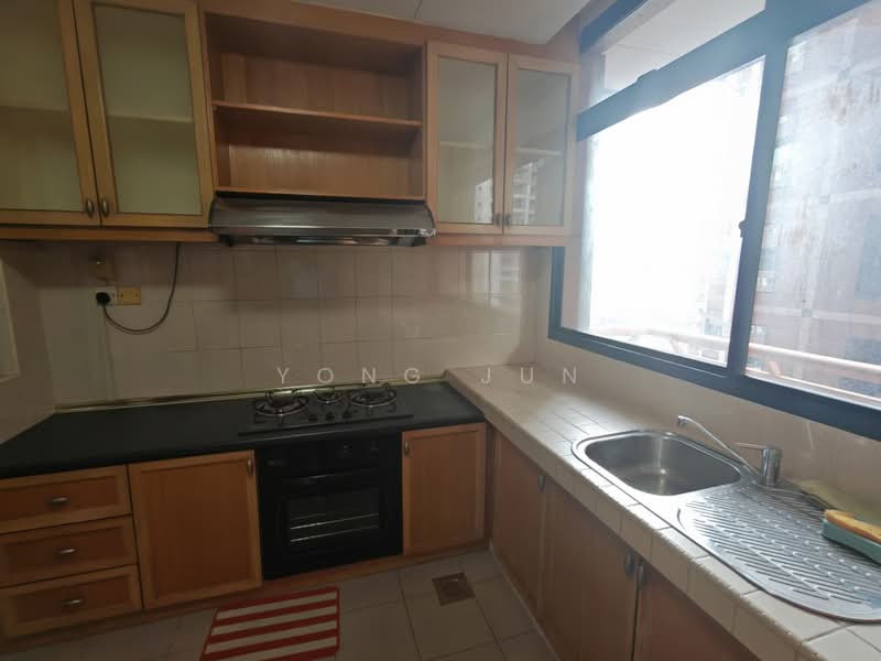 Service Residence for Sale at 3 Kia Peng - Yong Jun - Kitchen - PropertyGuru.com.my