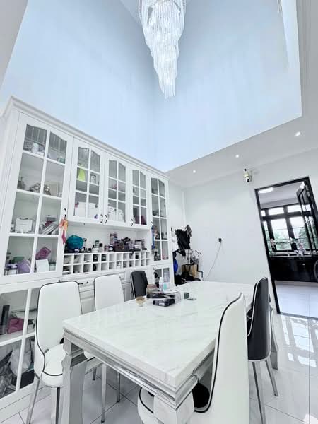 2.5-storey Terraced House for Sale in Eco Botanic (Iskandar Puteri (Nusajaya)) - Zephyr Khoo - Dining Room - PropertyGuru.com.my